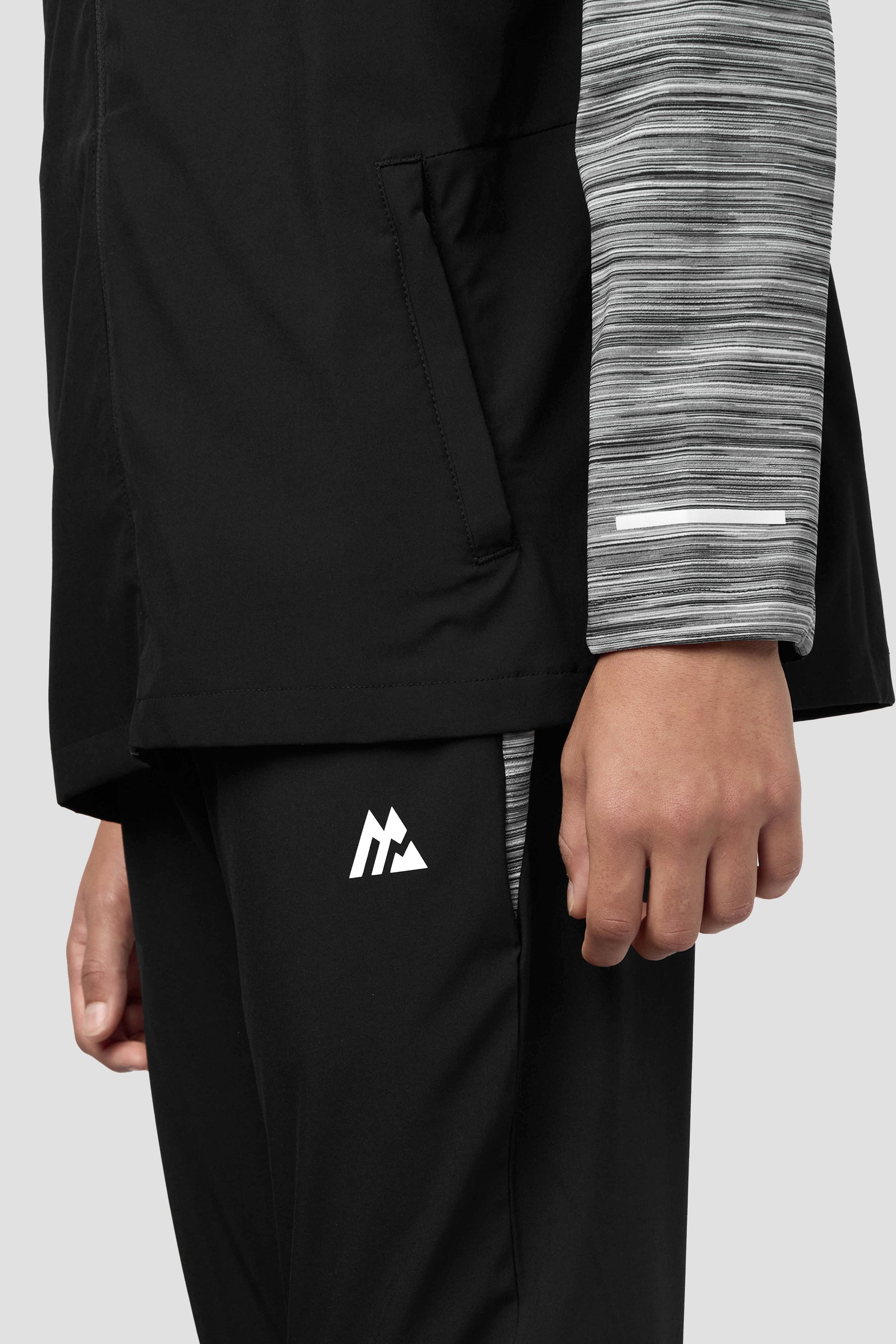 Boys Trail Panel Woven Pant - Black/Platinum Grey/Cement Grey/White