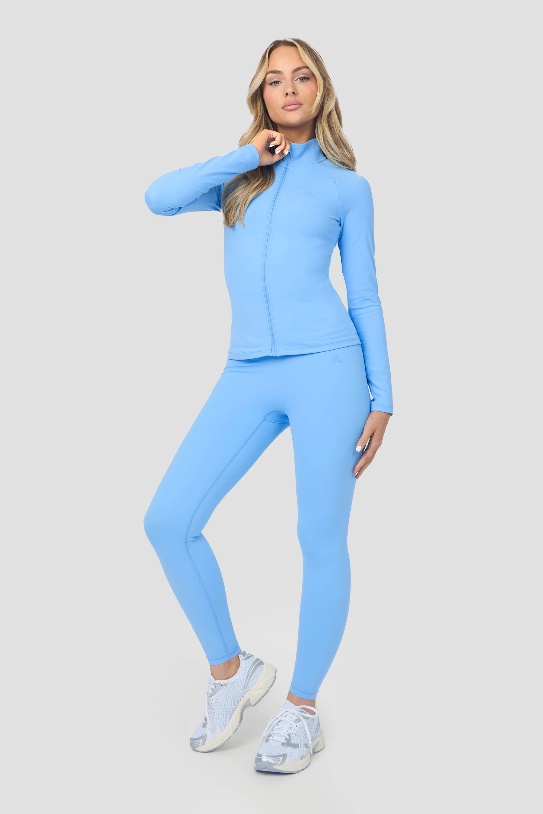 Form Full Zip - Powder Blue