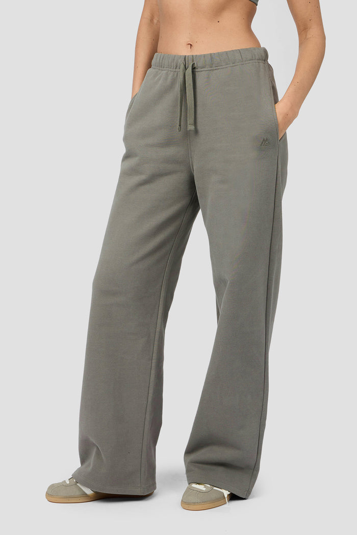 Form Wide Leg Jogger - Dark Olive