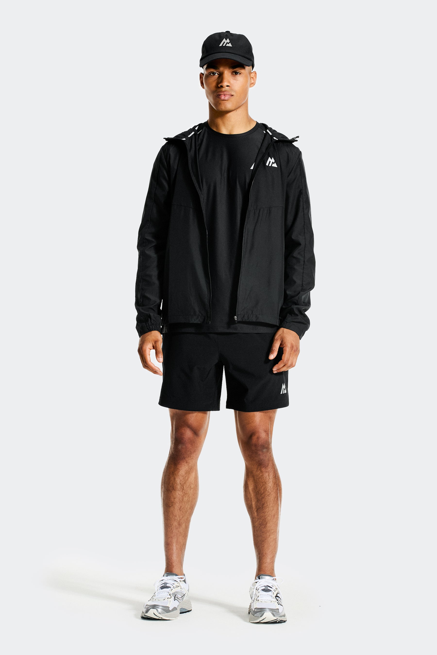 Breeze 3.0 Windbreaker - Black