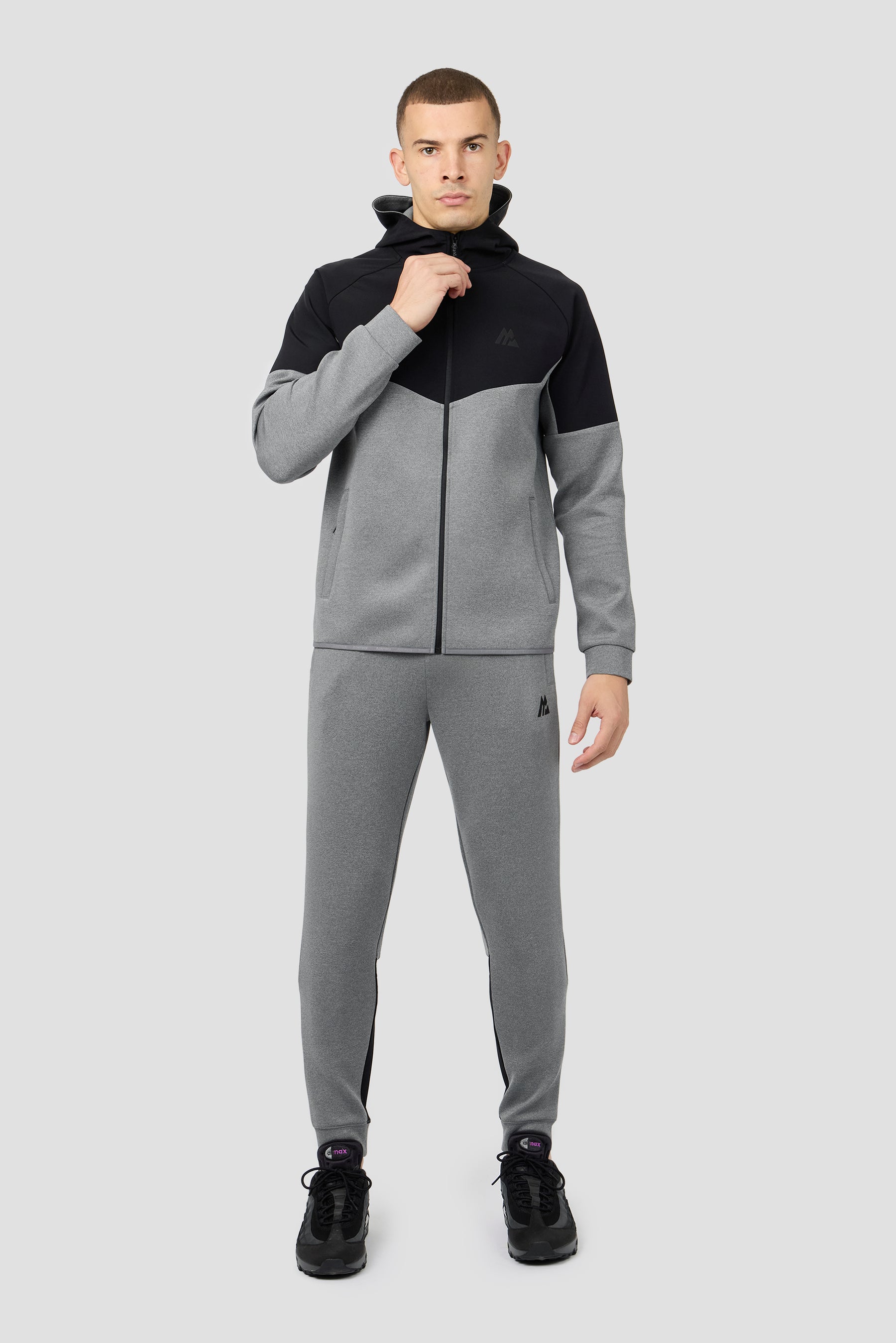 Recover 2.0 Fleece Hood - Black